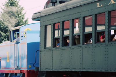 Full-Sized Thomas the Tank Engine, Pulling Passenger Cars