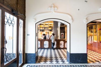 Ace Hotel Lobby in LA - Remodelista