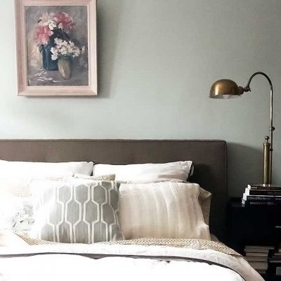 Vintage Painting Over the Bed | Making it Lovely