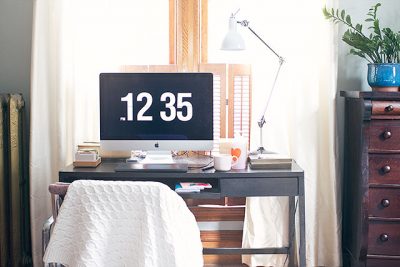 Making it Lovely's Desk