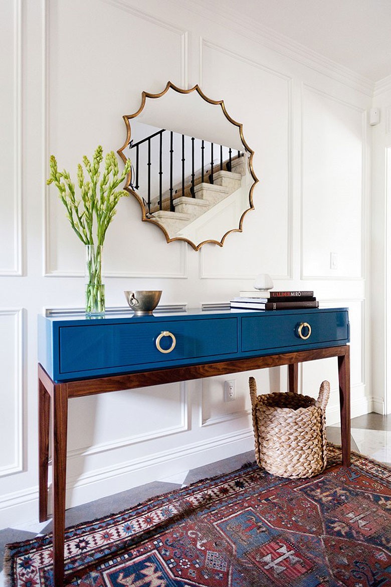 Turquoise Blue Lacquered Console Table in an Entryway