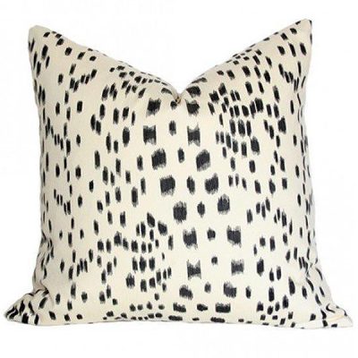 Les Touches Pillow, Arianna Belle