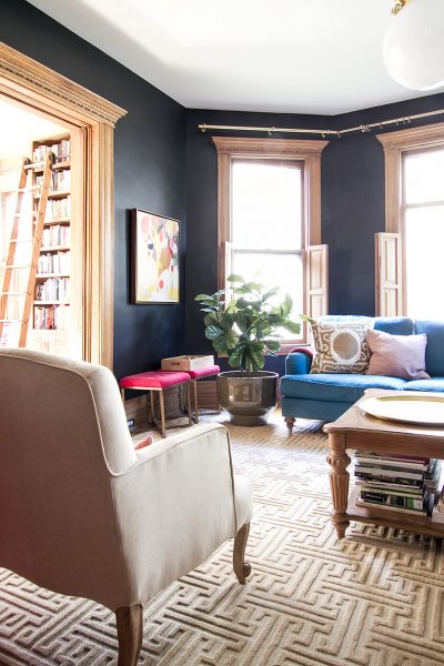 Black Living Room, Annie Selke Rug