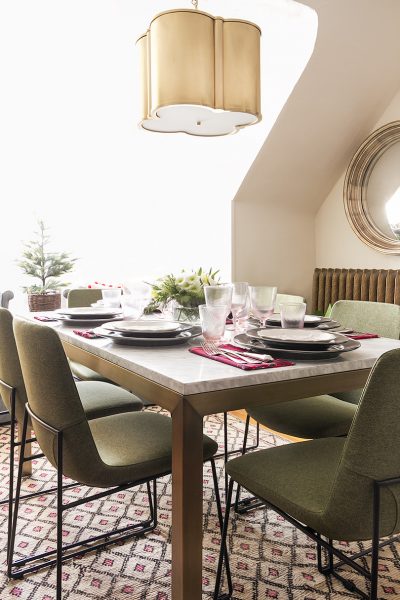 Christmas Place Settings with CarefulPeach and Juliska | Making it Lovely