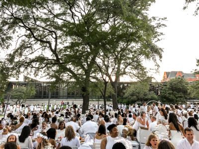 Chicago Dîner en Blanc 2018 - The Crowd at IIT