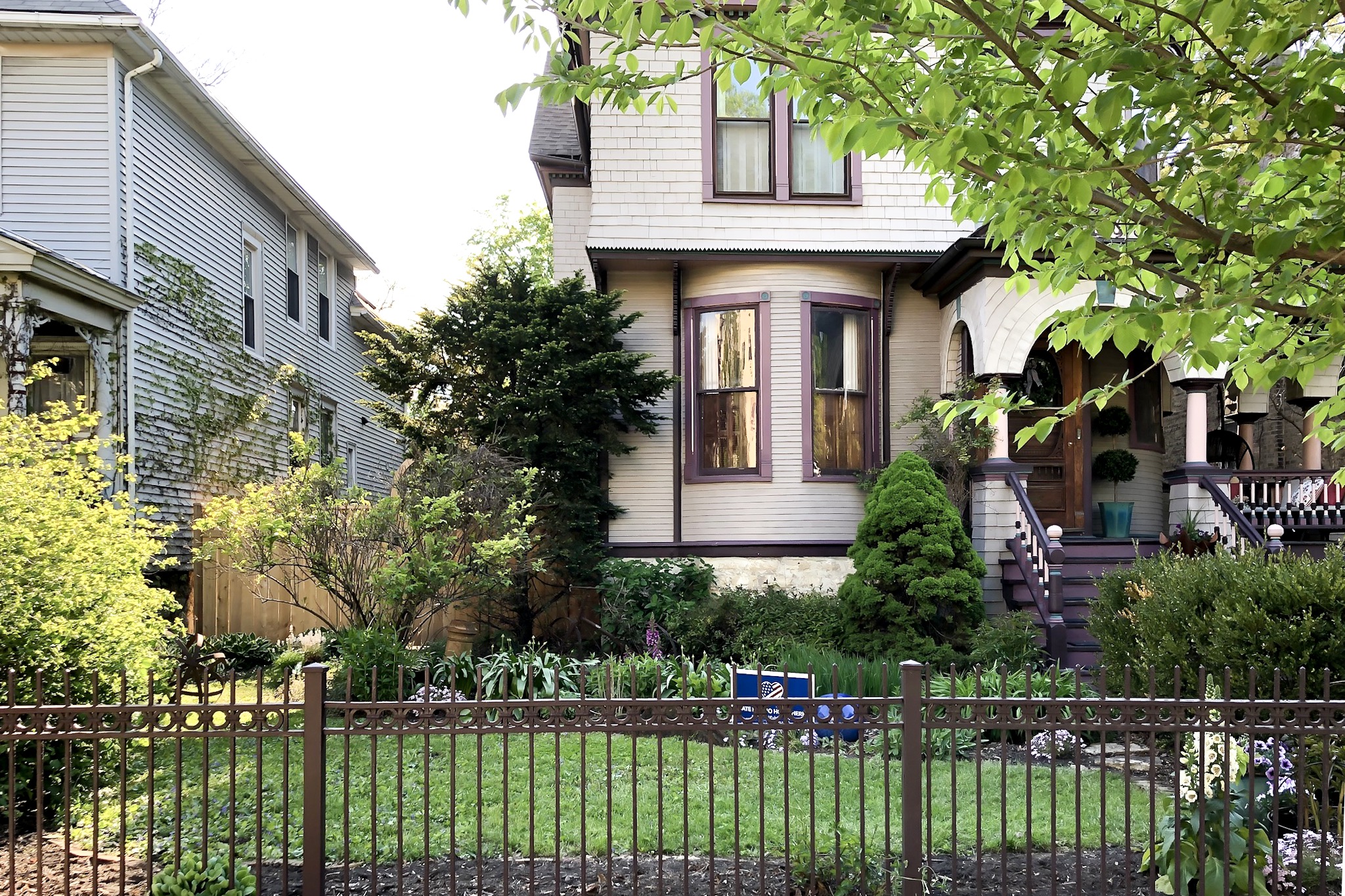 Reviving the Front Yard For Spring