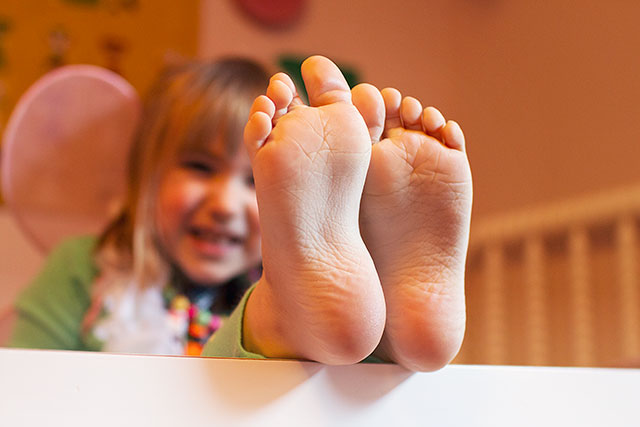 Young Girls Stinky Feet