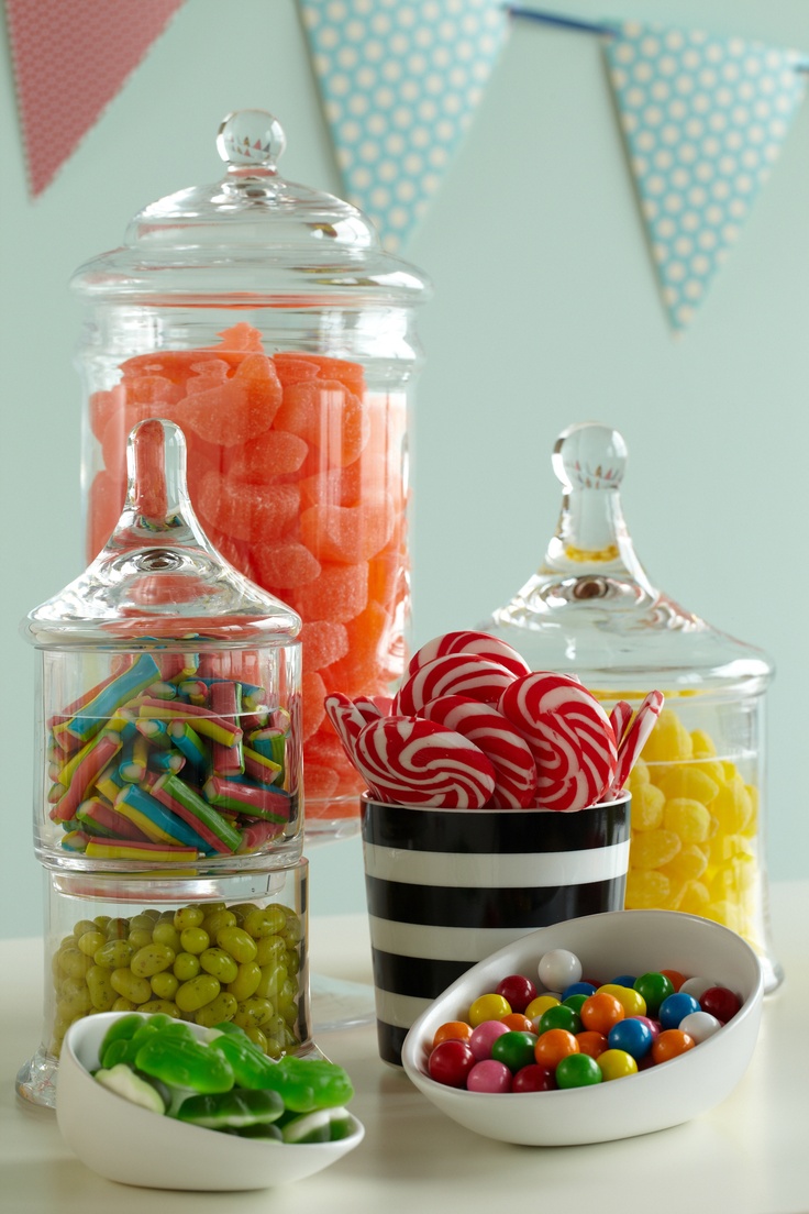 How to Design a Baby Shower Candy Table