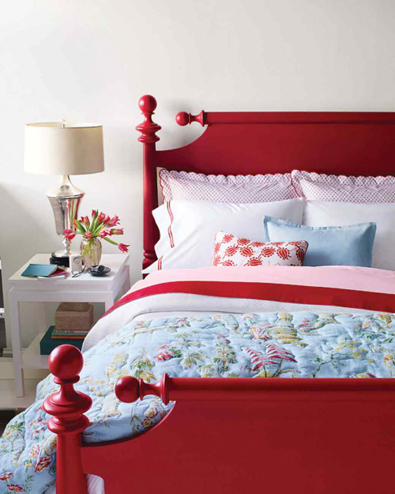 Red Painted Colonial Cannonball Wooden Bed