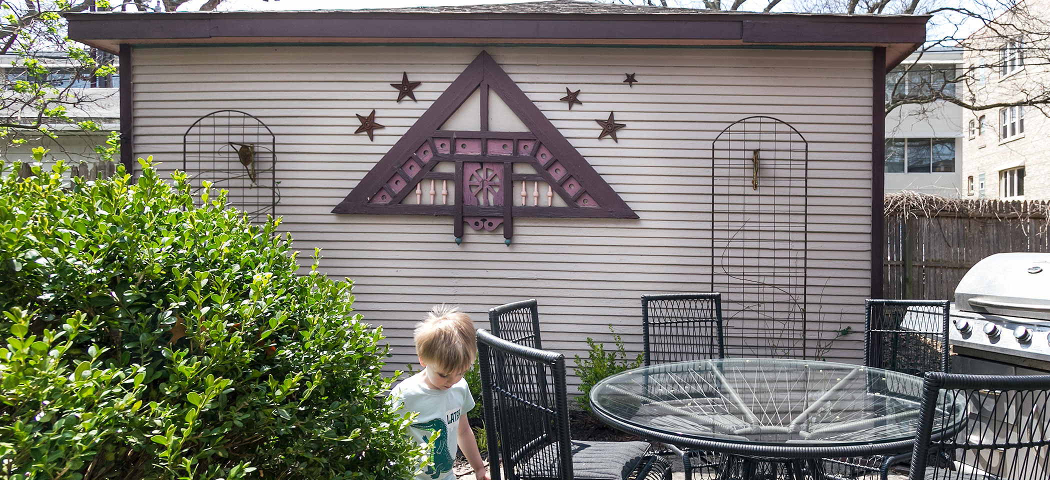 Detached Garage - Making it Lovely